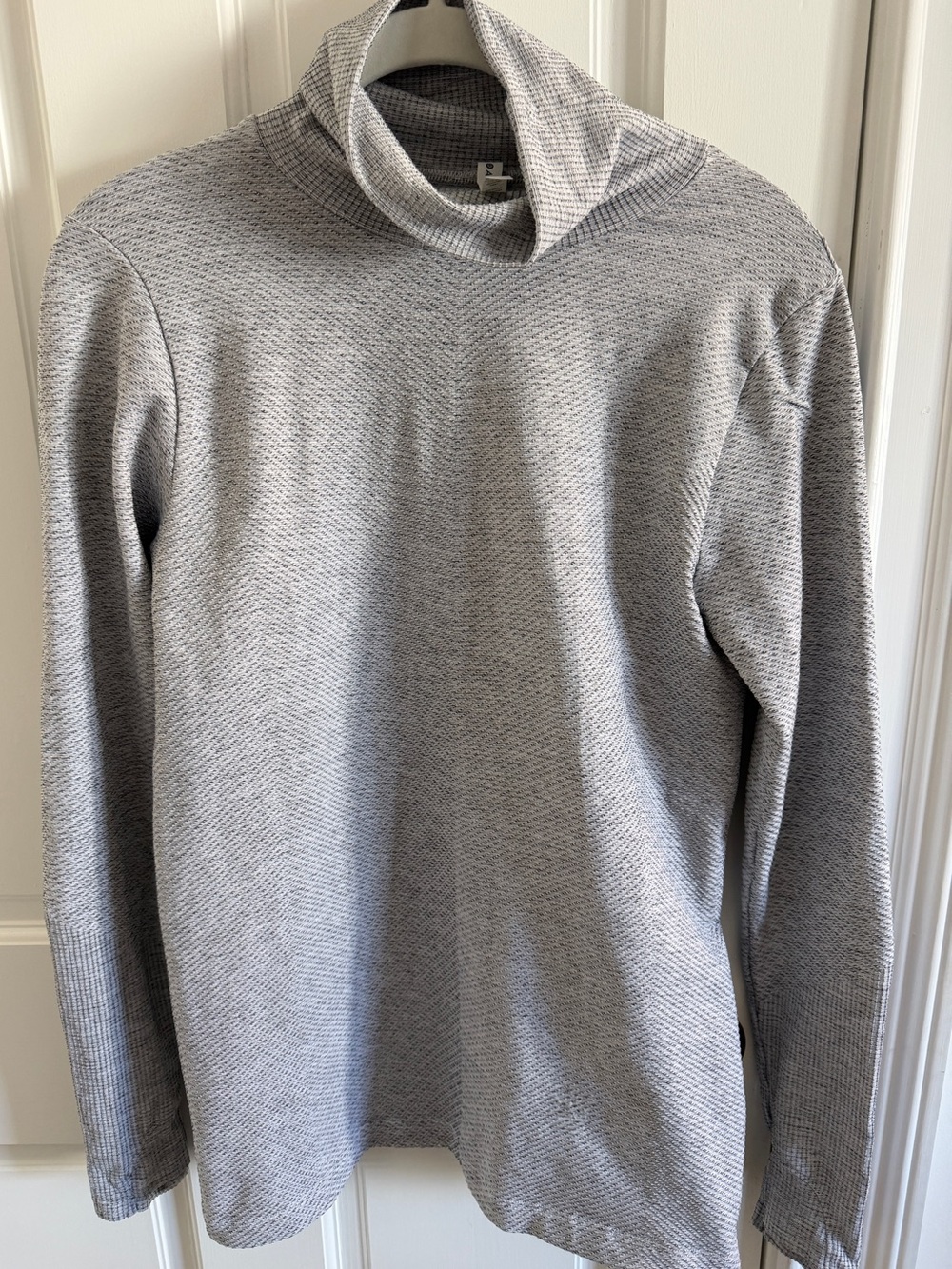 Athleta Light Gray Men’s Turtleneck Sweater